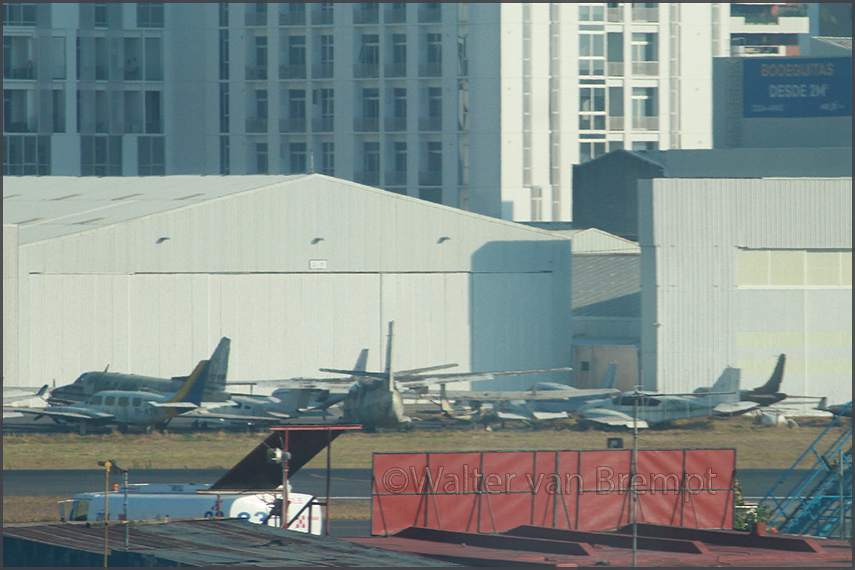 Vintage planes in Guatamala, by Walter van Brempt (2-2024)